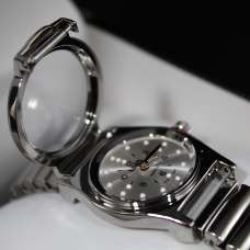 Braille Watch - Small (Chrome)