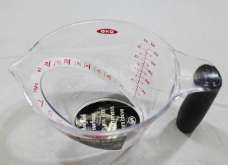 Angled 2 Cup Measuring Cup