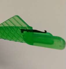 Green Handheld Needle Threader