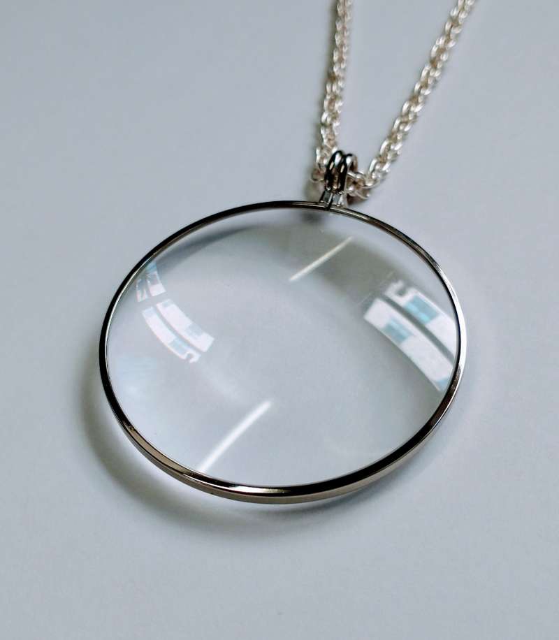 Picture of Silver Pendant Magnifier with Silver chain
