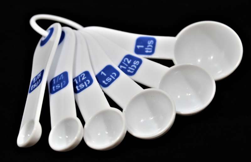 Measuring Spoons (White)